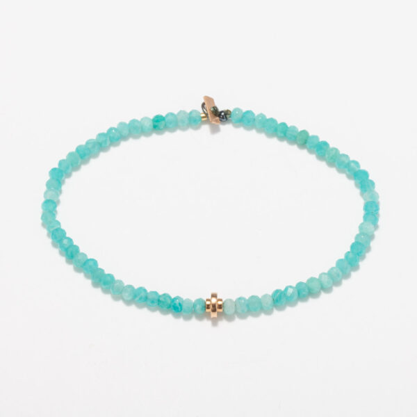 Amazonite bracelet with deco bead - Gold beads special