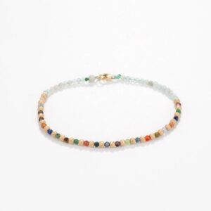 Gemstone bracelet - Micro facetted and gold bead mix