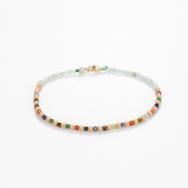 Gemstone bracelet - Micro facetted and gold bead mix